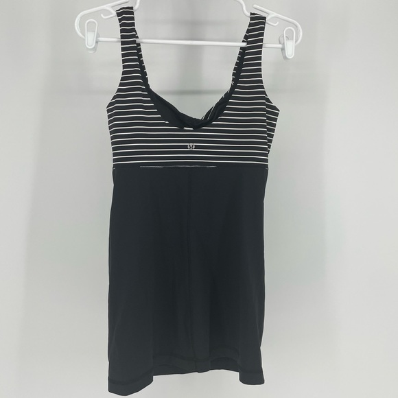LULULEMON ARIA TANK TOP II PARALLEL STRIPE BLACK WHITE 6 - Picture 4 of 9